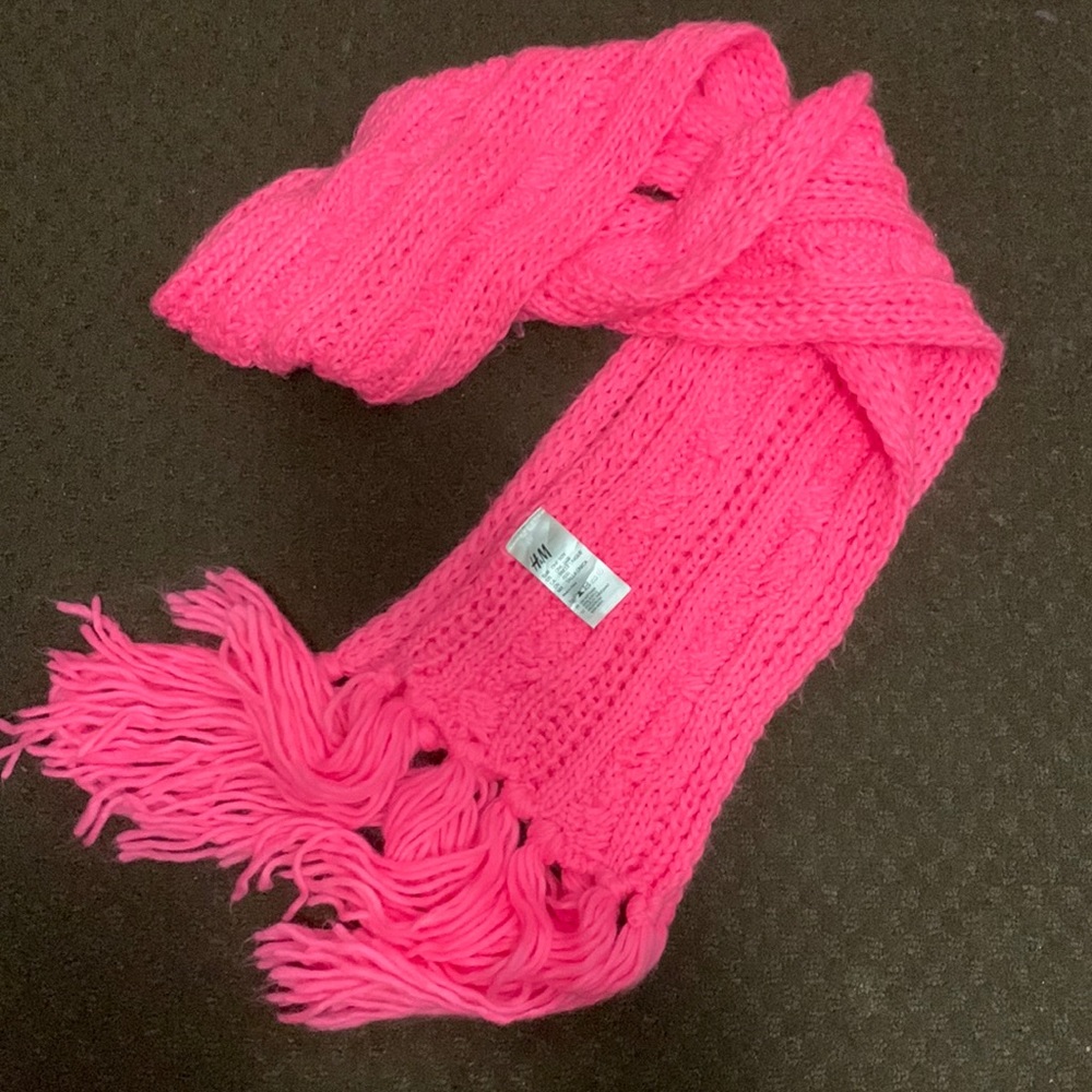 Pink woollen winter scarf